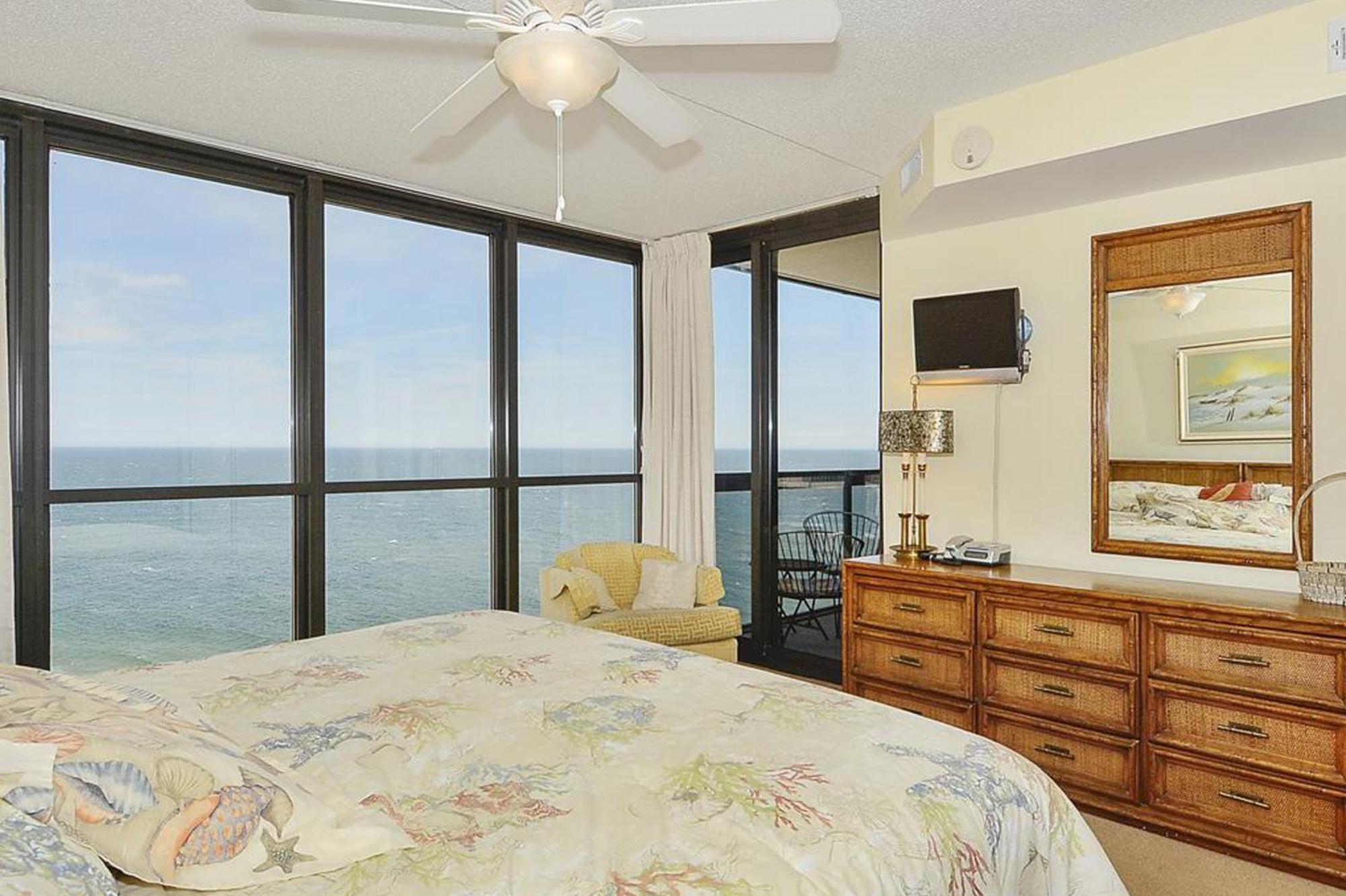 Golden Sands Ocean City Room photo