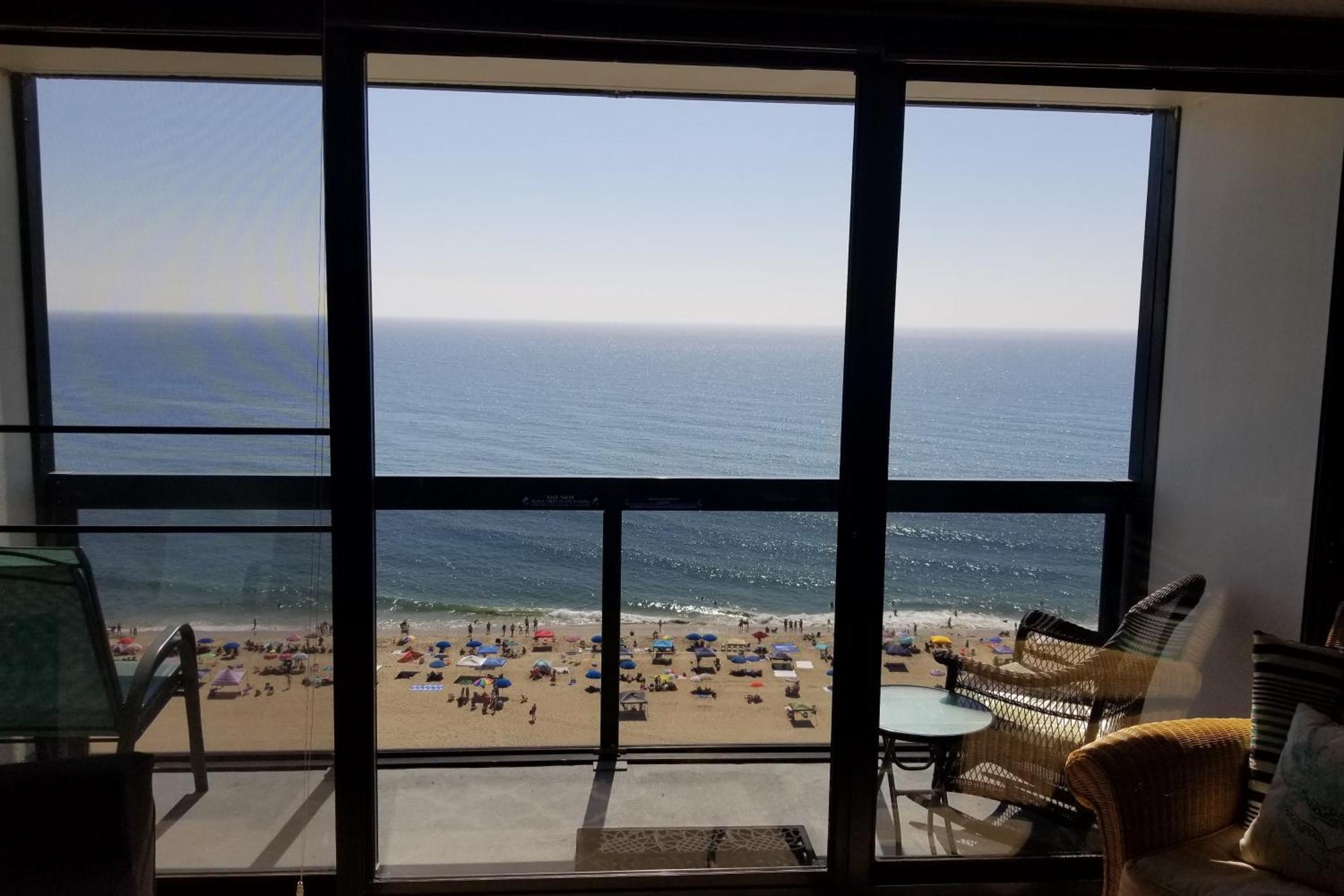 Golden Sands Ocean City Room photo