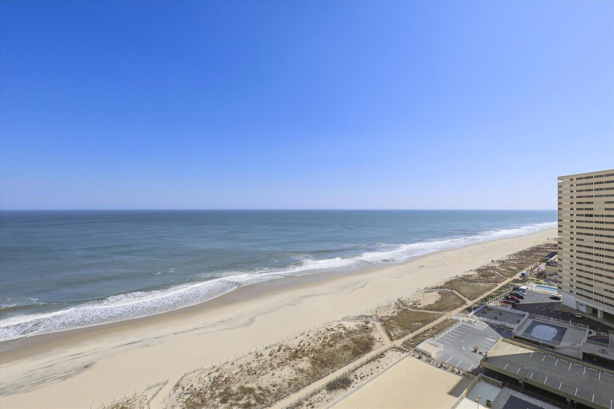 Golden Sands Ocean City Room photo